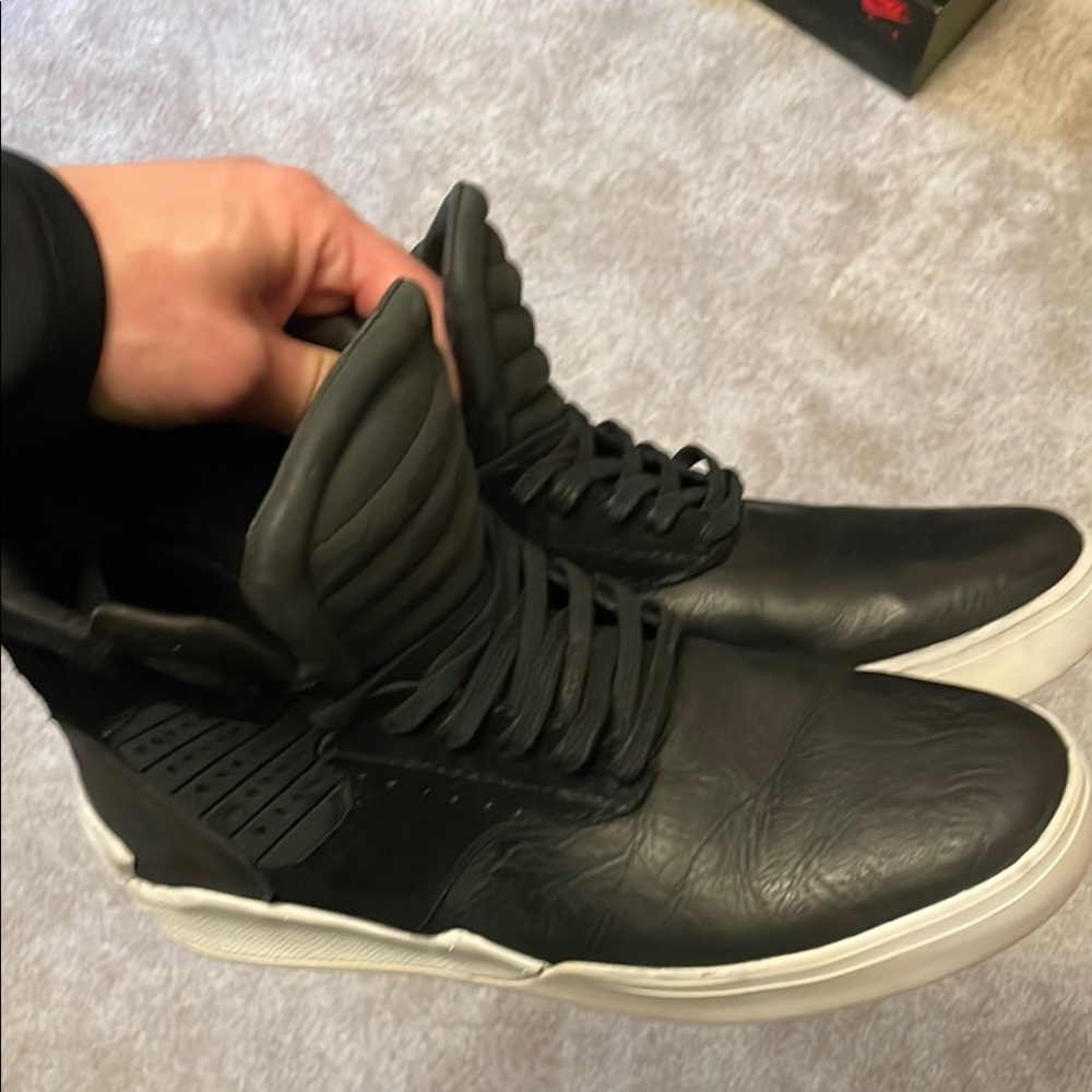 Supra Black and White High-Top Sneakers Sleek Design